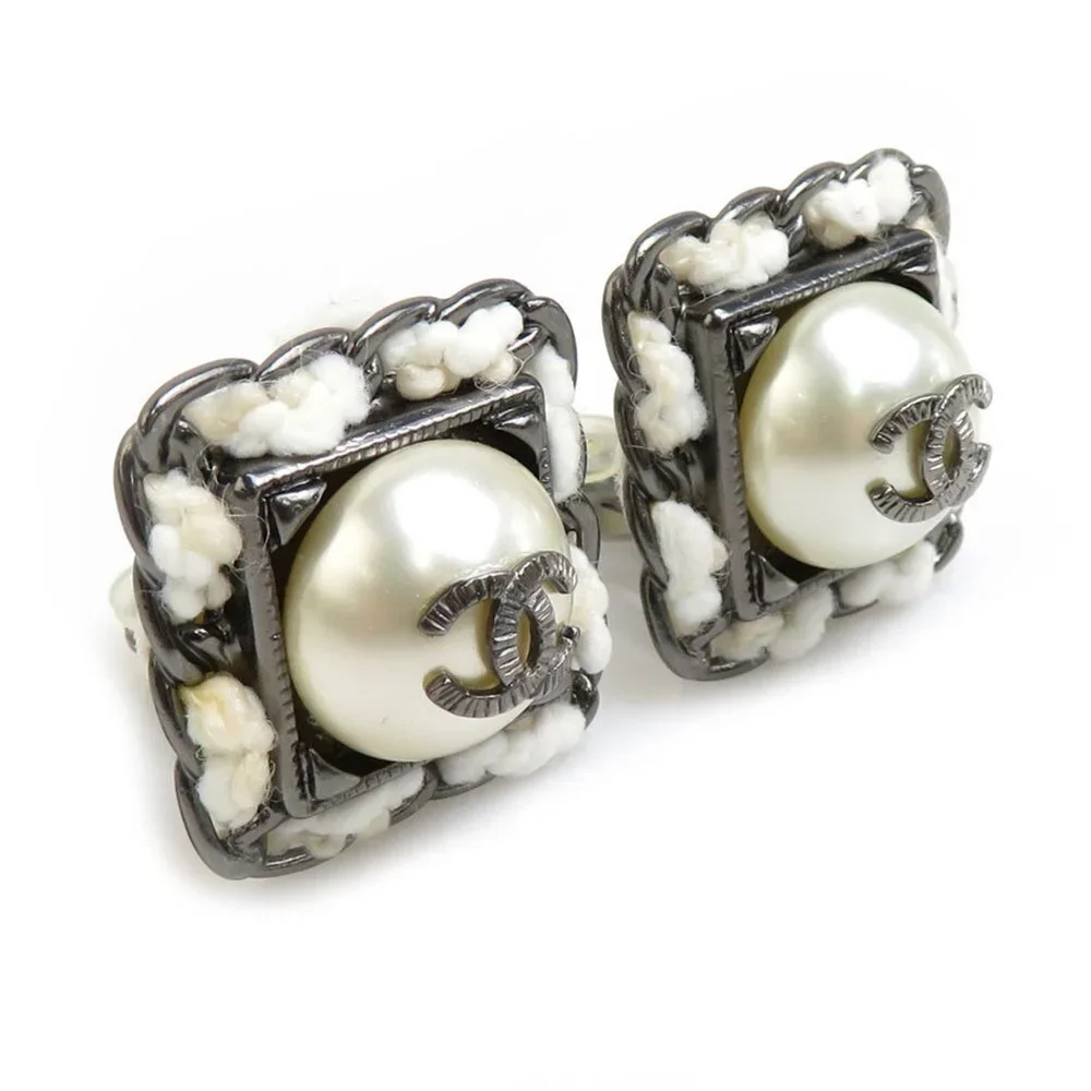 CHANEL White Pearl Logo Earrings - Picture 2 of 5